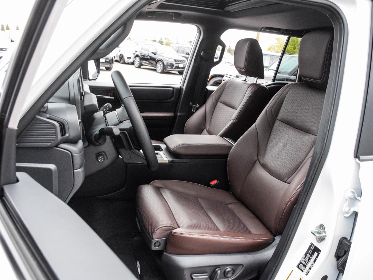 2025 Toyota Land Cruiser  Photo