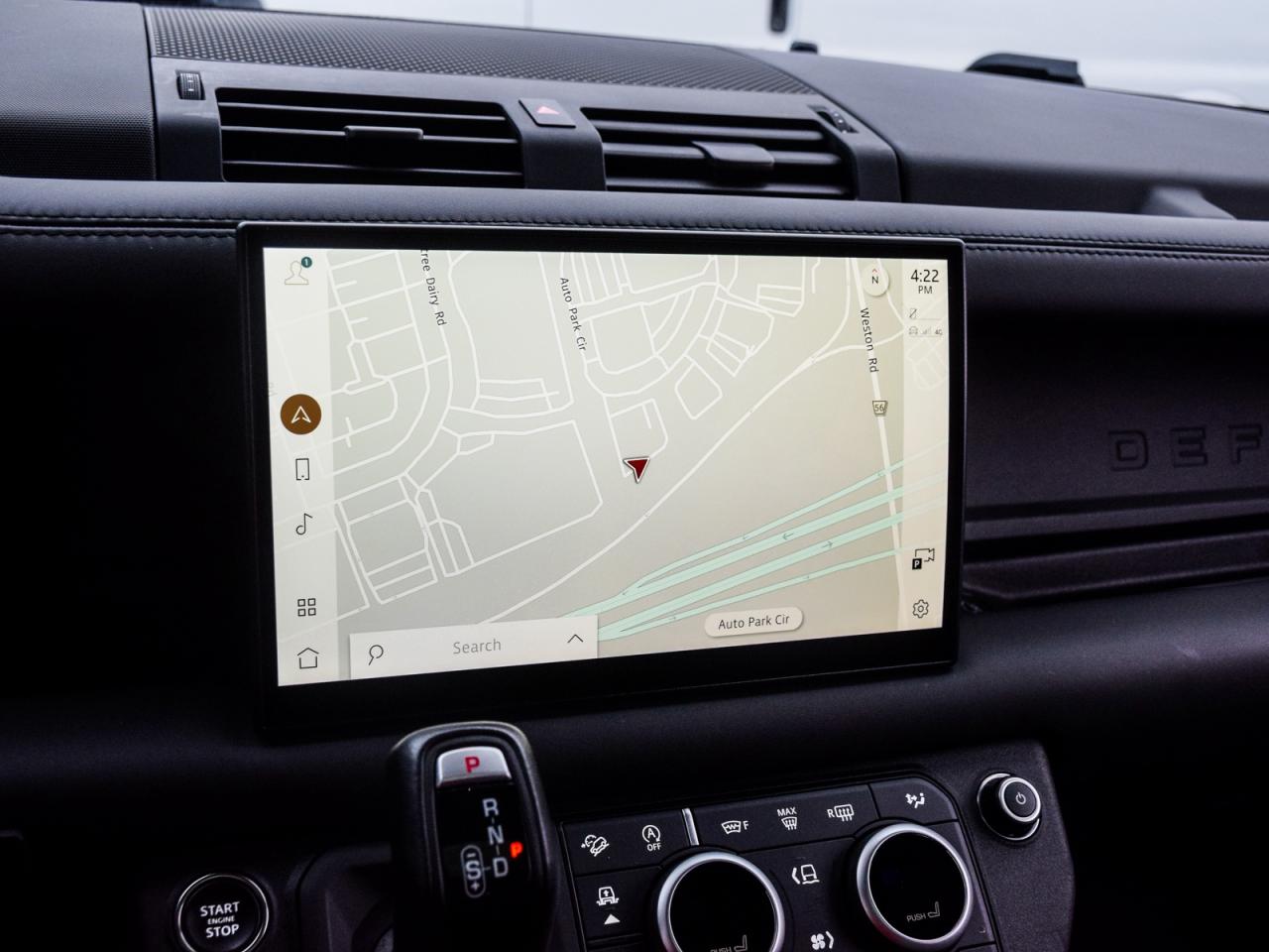 2023 Land Rover Defender X Photo