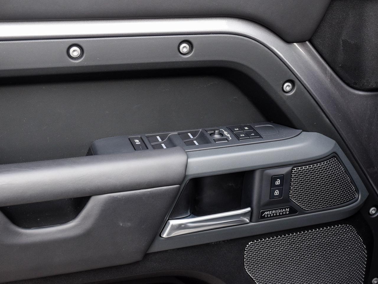 2023 Land Rover Defender DEFENDER X ! COLD CLIMATE PACK EIGER GRAY Photo