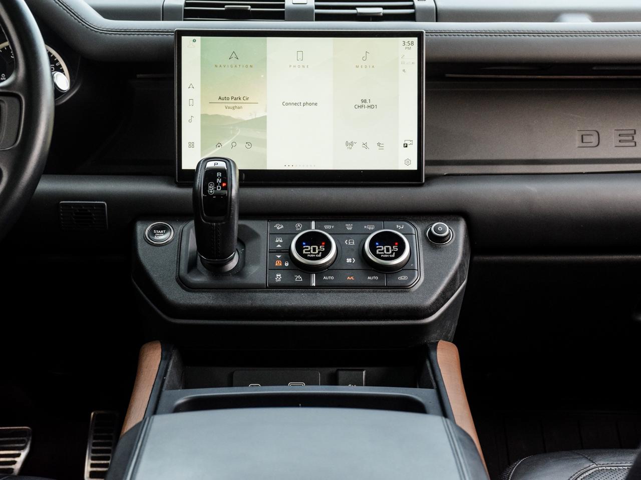 2023 Land Rover Defender DEFENDER X ! COLD CLIMATE PACK EIGER GRAY Photo