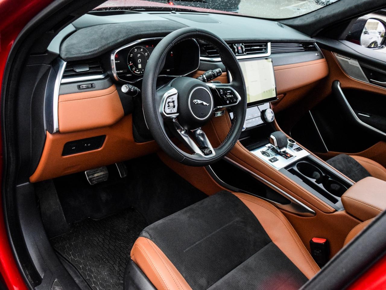 2025 Jaguar F-PACE P575 SVR 575 Edition Auto Photo