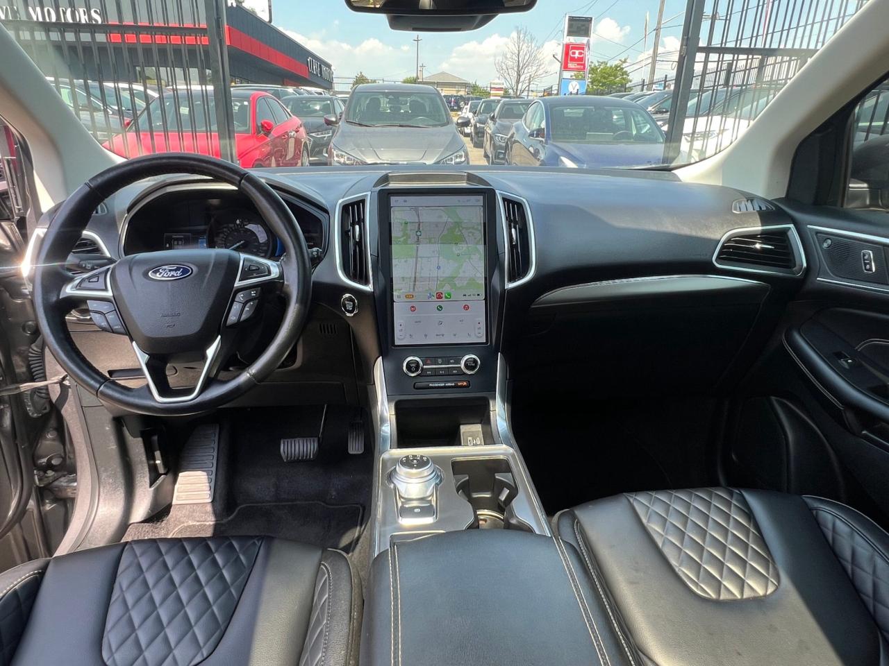 2023 Ford Edge Titanium AWD * 12 SCREEN / PANORAMIC ROOF / B&O SO Photo