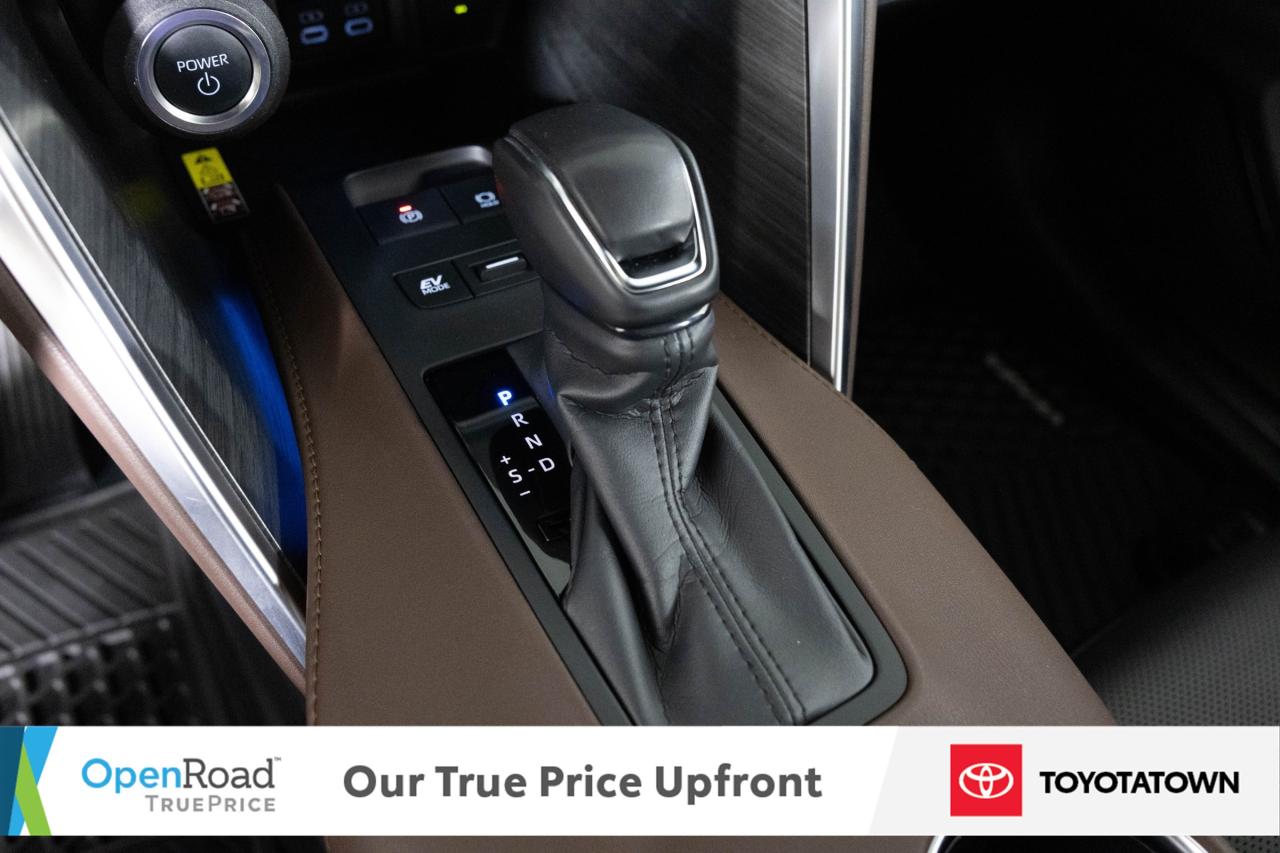 2024 Toyota Venza LIMITED! CERTIFIED PRE OWNED! ACCIDENT FREE! ELIGI Photo