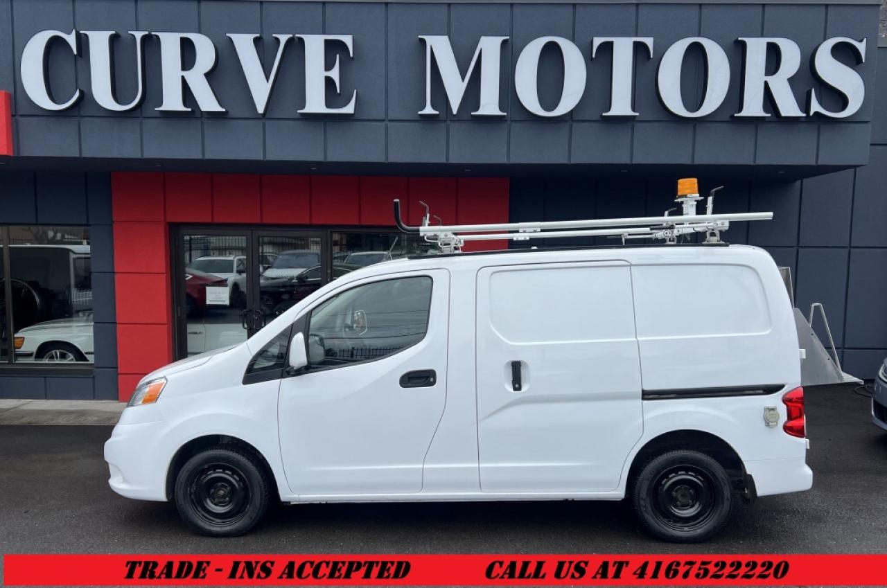 2019 Nissan NV200 SV *NO ACCIDENTS / LADDER RACK / SHELVES / BACKUP Photo