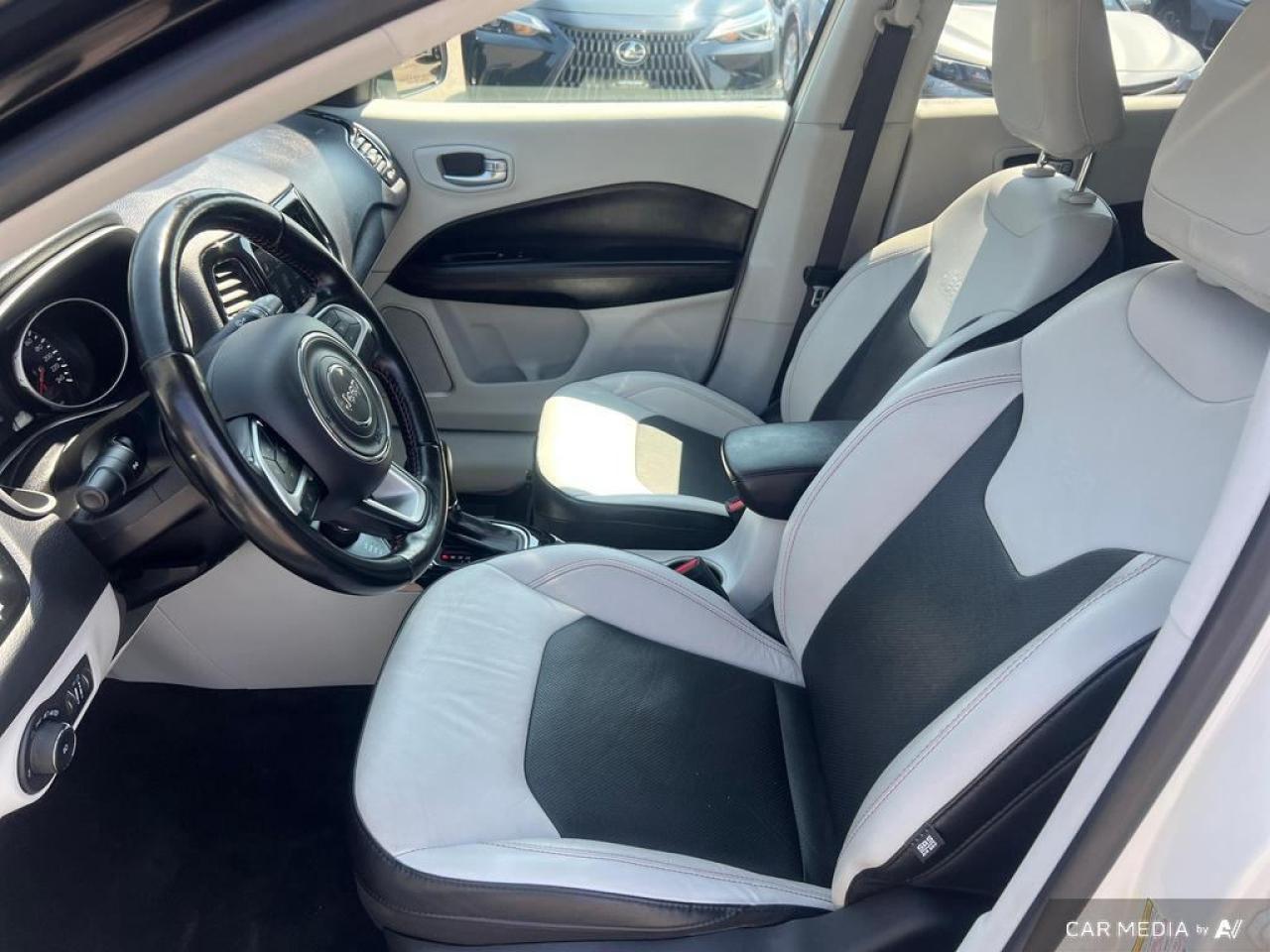 2021 Jeep Compass Limited 4x4 * NO ACCIDENTS / CARPLAY / CAMERA / BL Photo