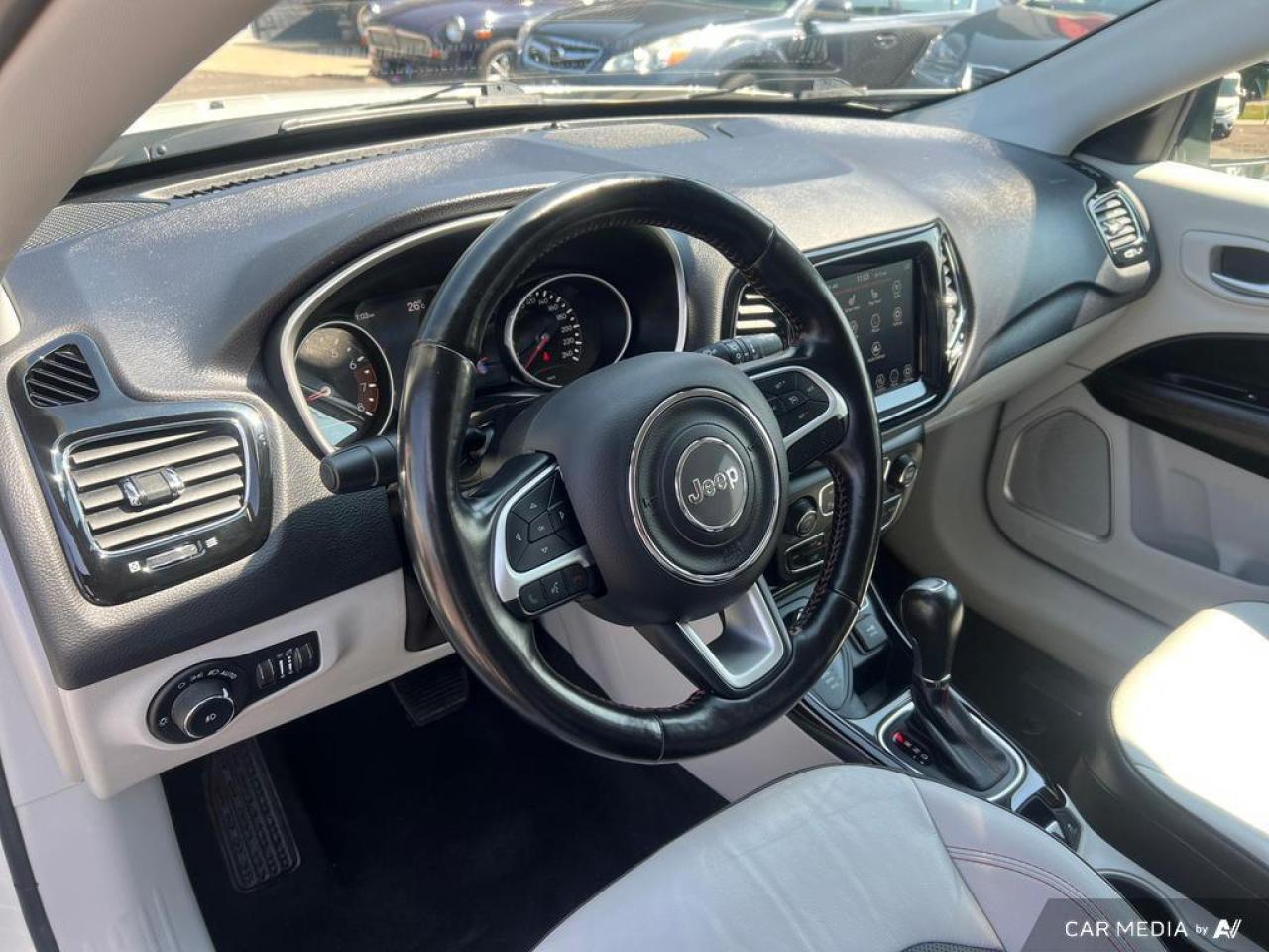 2021 Jeep Compass Limited 4x4 * NO ACCIDENTS / CARPLAY / CAMERA / BL Photo