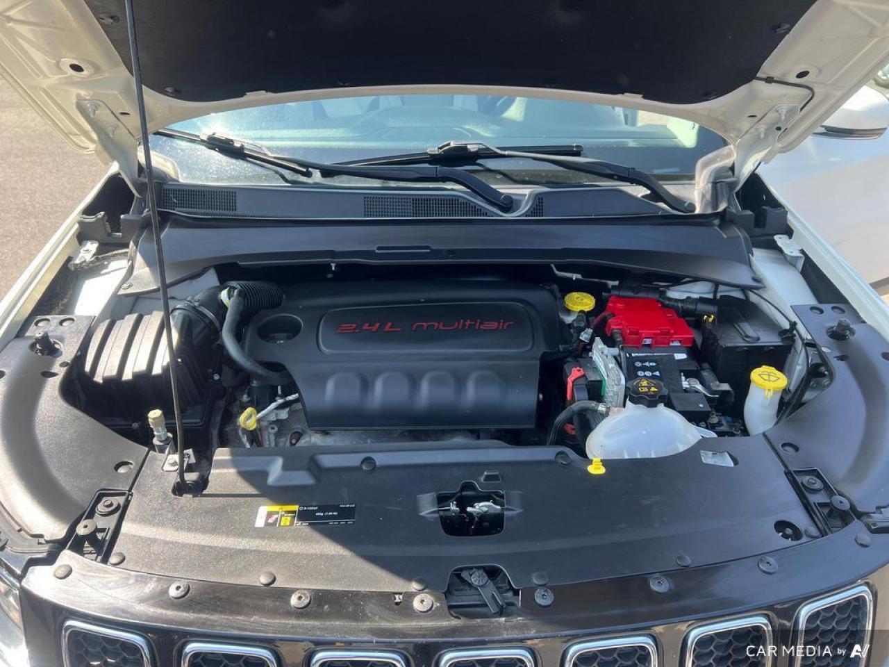 2021 Jeep Compass Limited 4x4 * NO ACCIDENTS / CARPLAY / CAMERA / BL Photo