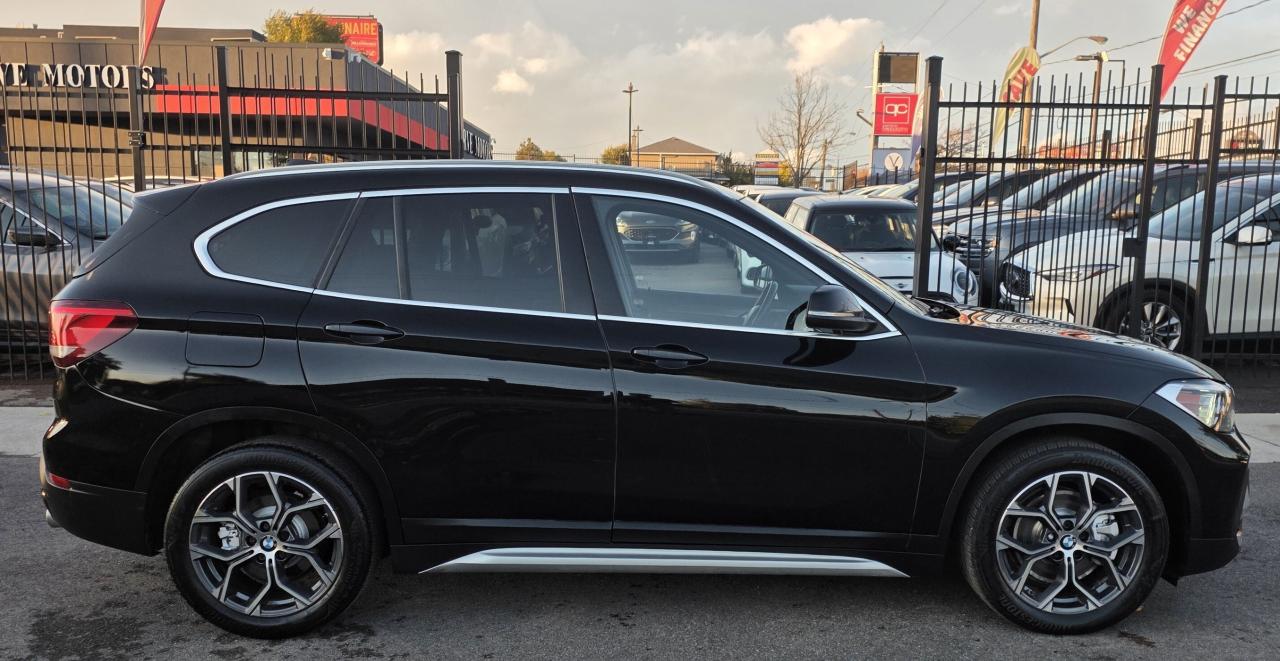 2022 BMW X1 xDrive28i *NO ACCIDENTS/NAVIGATION/CAMERA/PANORAMI Photo