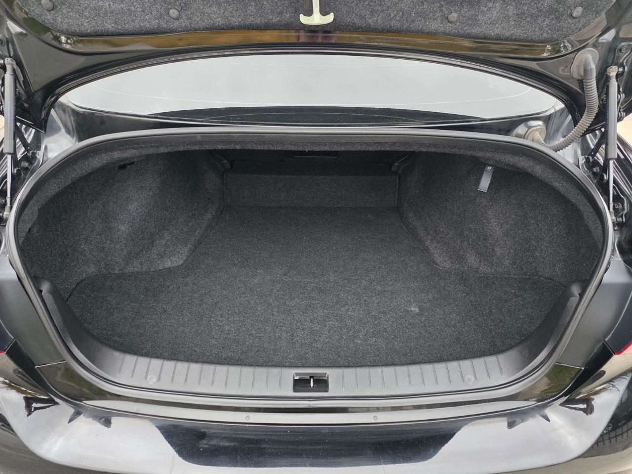 2021 Infiniti Q50 LUXE AWD *300 HP/NO ACCIDENTS/ROOF/CARPLAY/360 CAM Photo