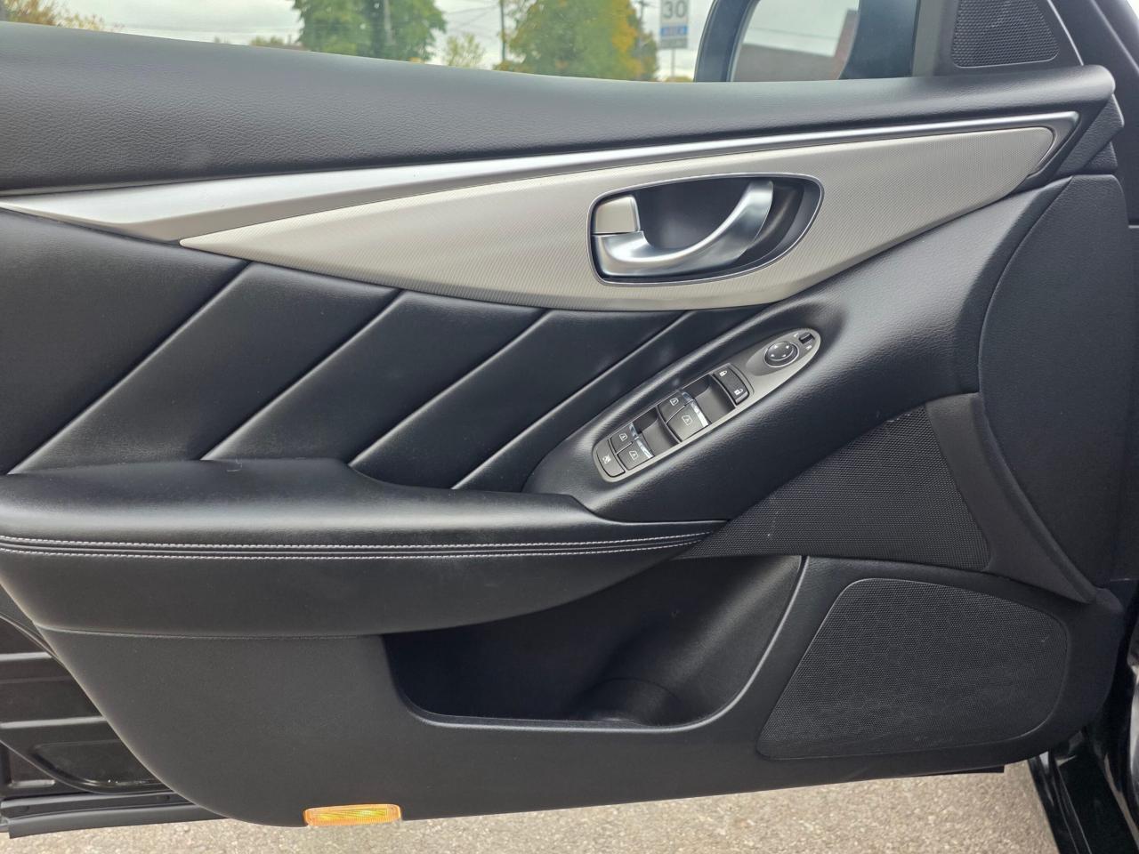 2021 Infiniti Q50 LUXE AWD *300 HP/NO ACCIDENTS/ROOF/CARPLAY/360 CAM Photo