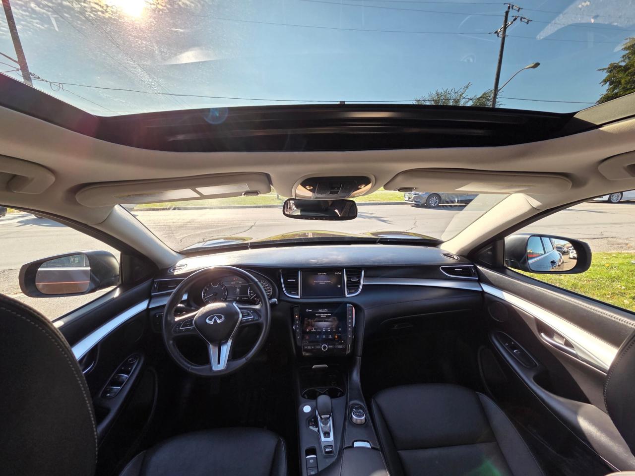 2021 Infiniti QX50 LUXE AWD *NO ACCIDENTS / 1 OWNER / CARPLAY / PANO Photo