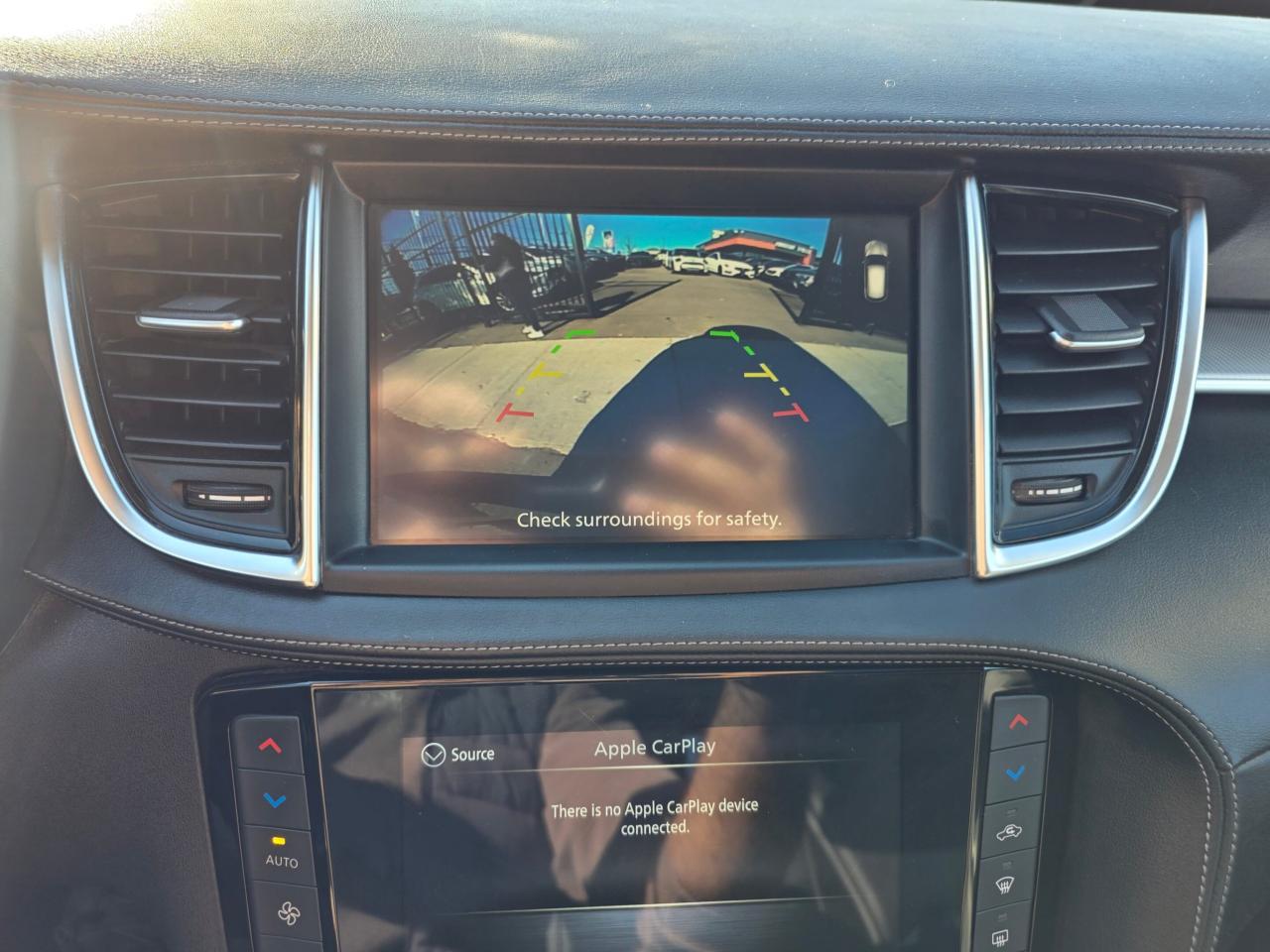 2021 Infiniti QX50 LUXE AWD *NO ACCIDENTS / 1 OWNER / CARPLAY / PANO Photo