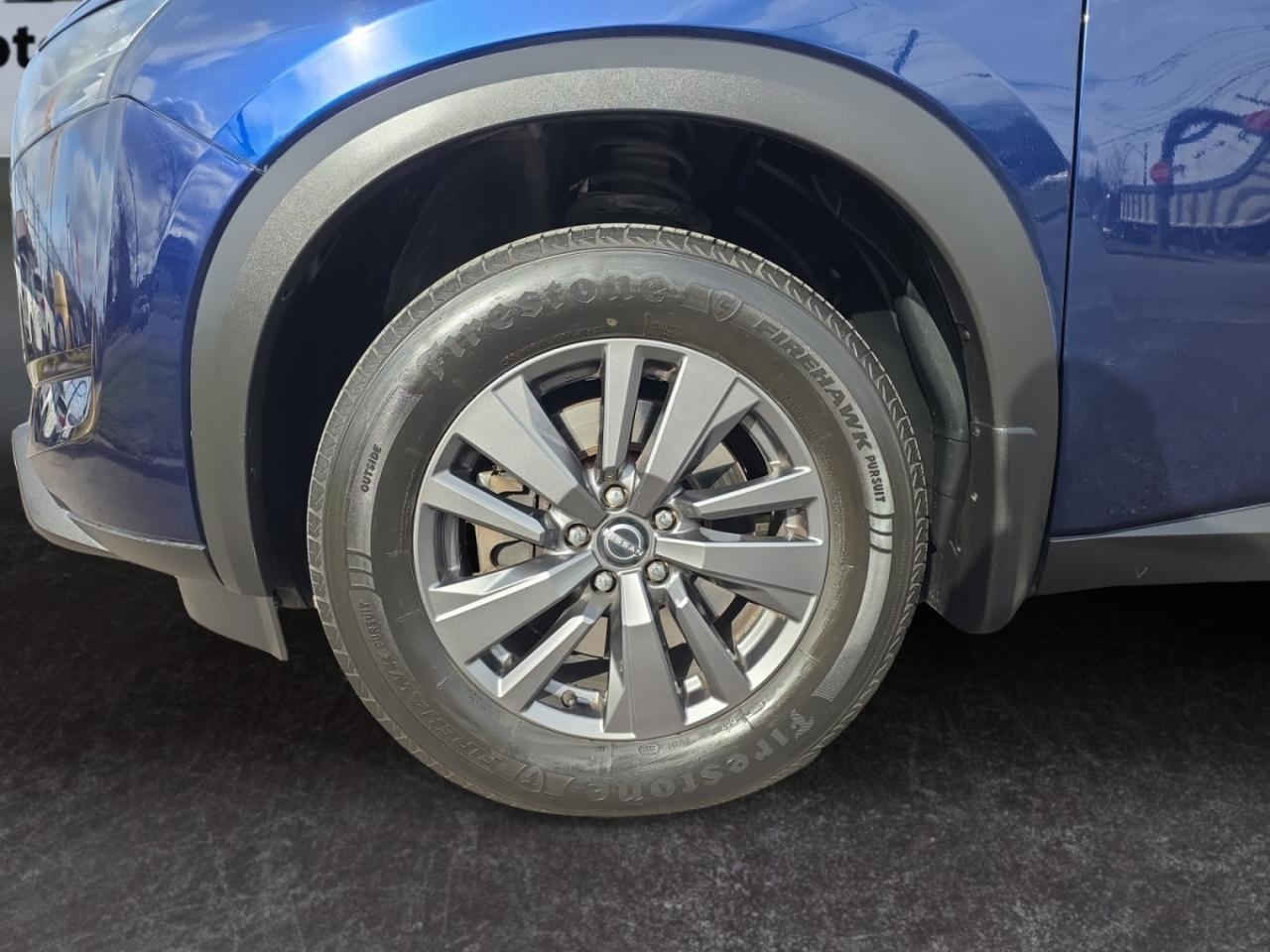 2022 Nissan Pathfinder SV 4WD * NO ACCIDENTS / CARPLAY / PANORAMIC ROOF / Photo