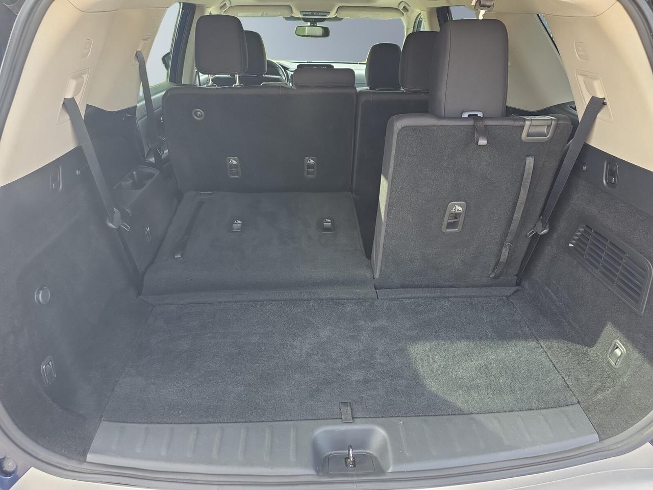 2022 Nissan Pathfinder SV 4WD * NO ACCIDENTS / CARPLAY / PANORAMIC ROOF / Photo