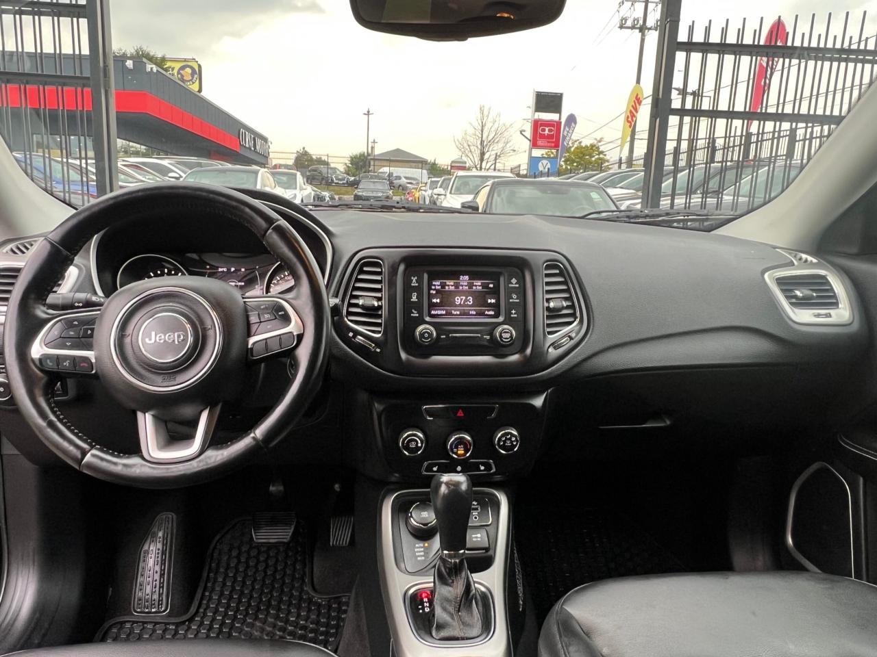 2018 Jeep Compass North 4x4 * NO ACCIDENTS / CAMERA / BLUETOOTH / HE Photo