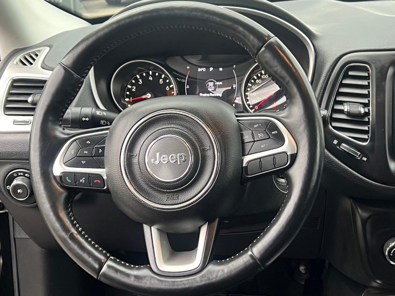 2018 Jeep Compass North 4x4 * NO ACCIDENTS / CAMERA / BLUETOOTH / HE Photo