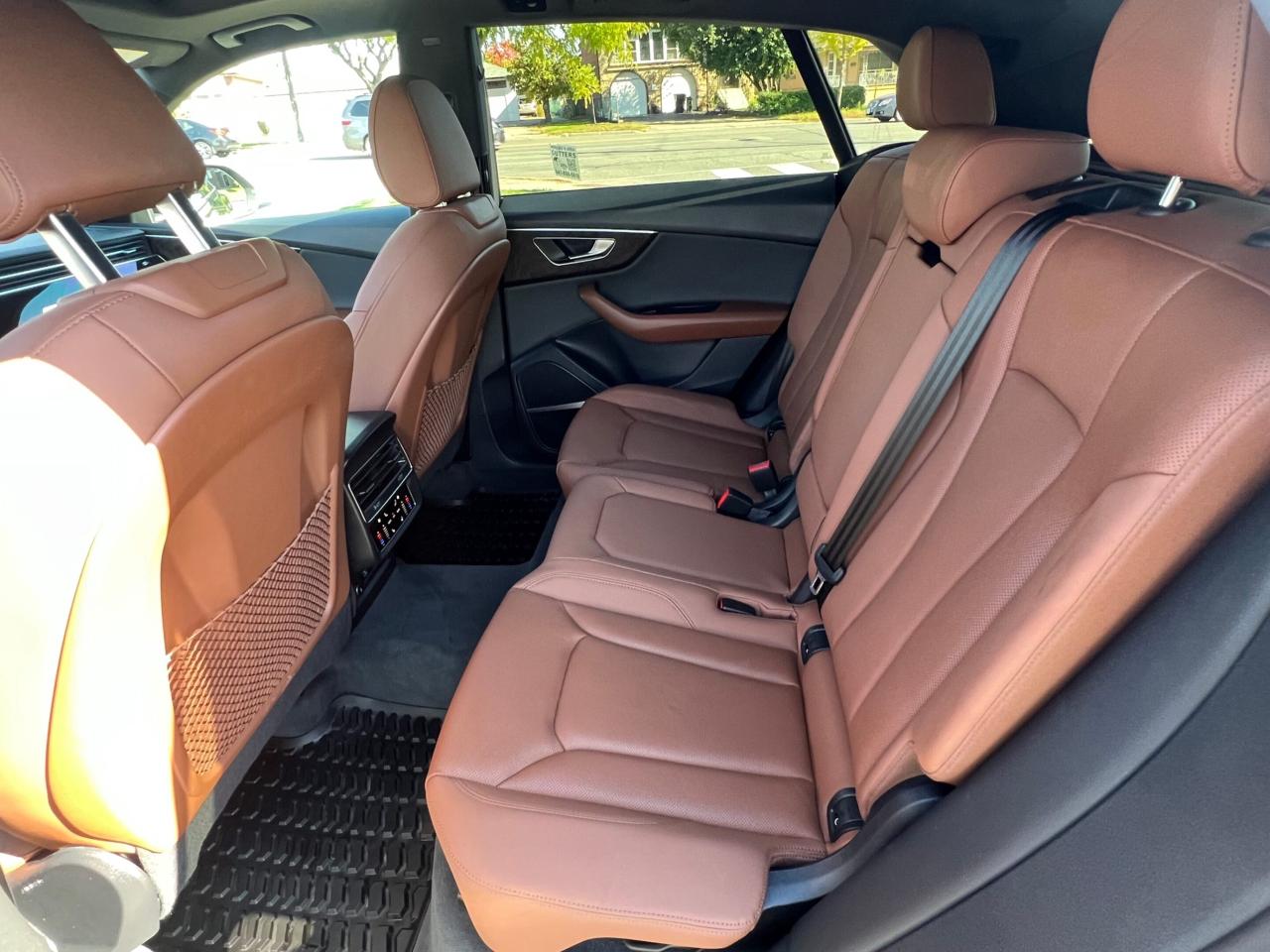 2021 Audi Q8 Progressiv 55 S-Line * COOLED SEATS / CARPLAY / PA Photo