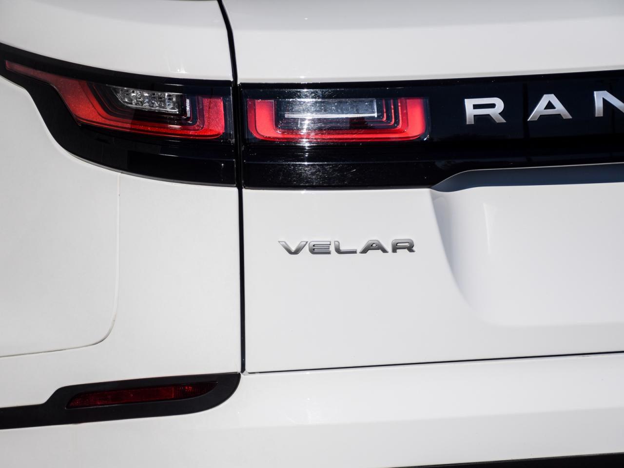 2022 Land Rover Range Rover Velar P250 S Photo