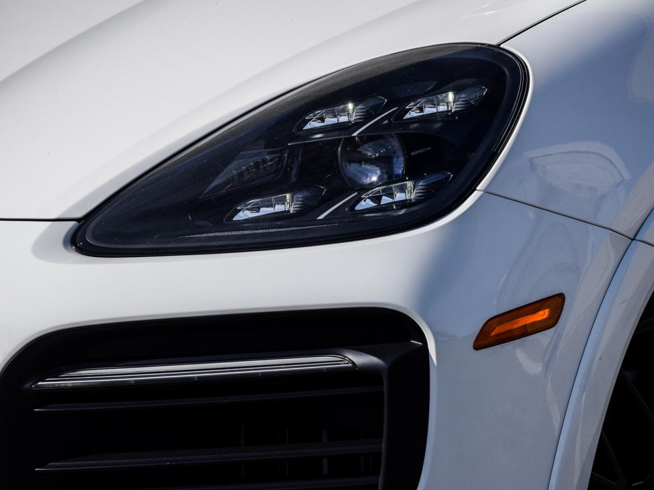 2021 Porsche Cayenne GTS Photo