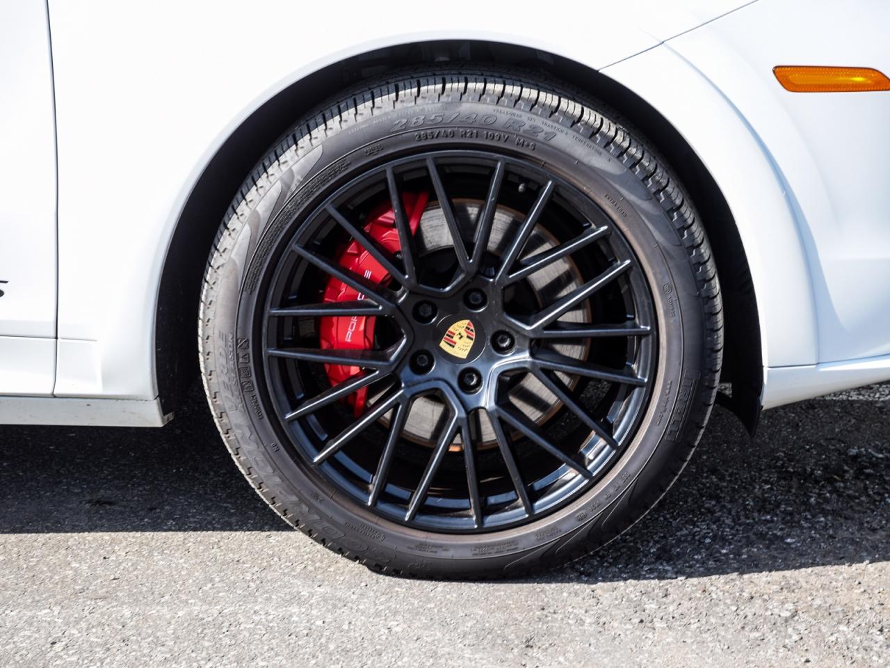 2021 Porsche Cayenne GTS Photo