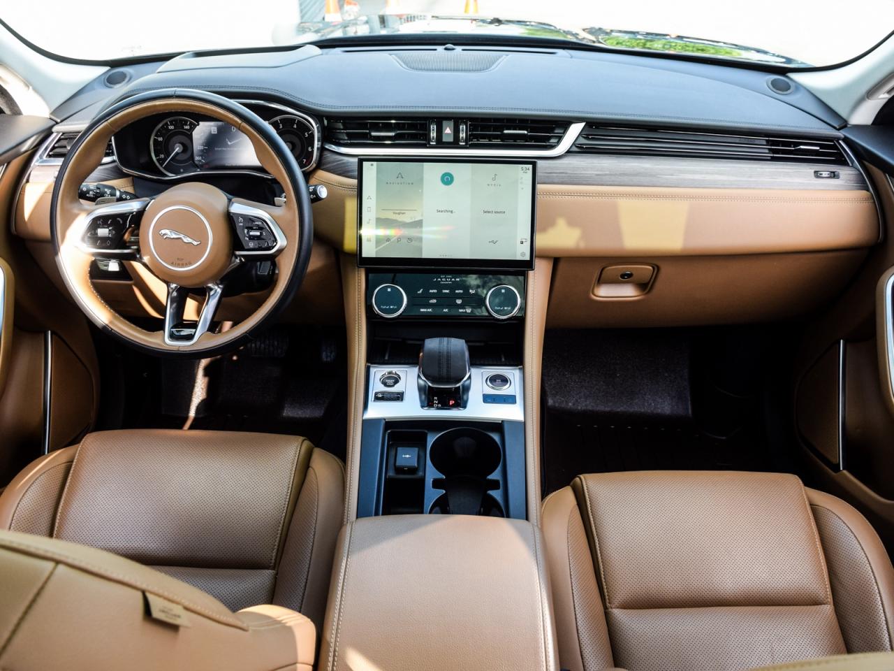 2023 Jaguar F-PACE S Photo