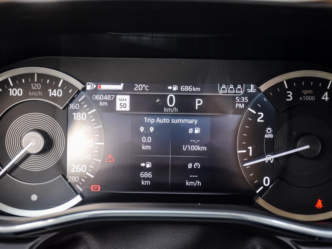 2023 Jaguar F-PACE TAN INTERIOR HEAD UP DISPLAY Photo