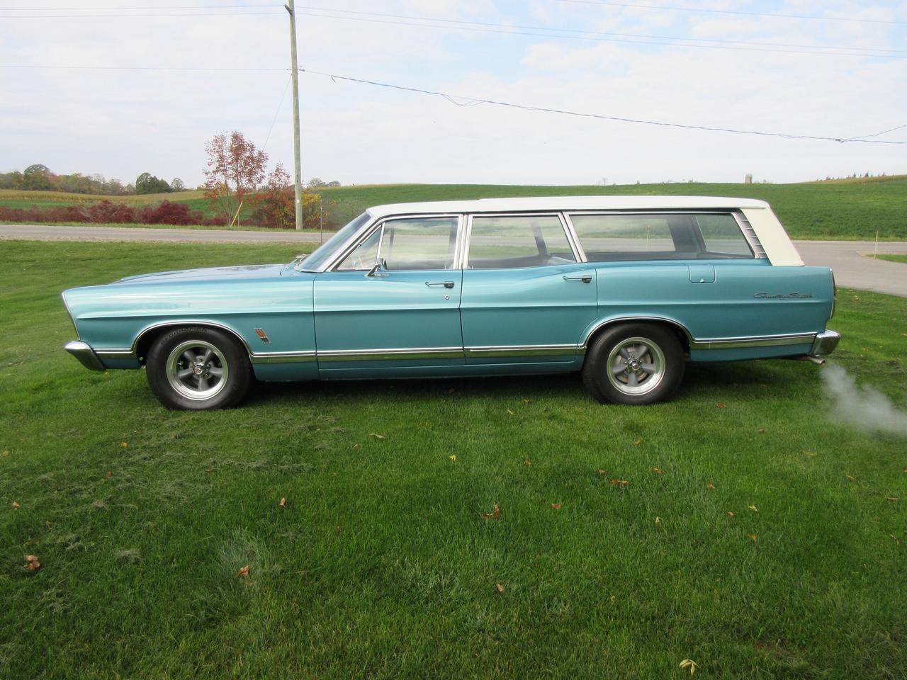 1967 Ford Galaxie  Photo1