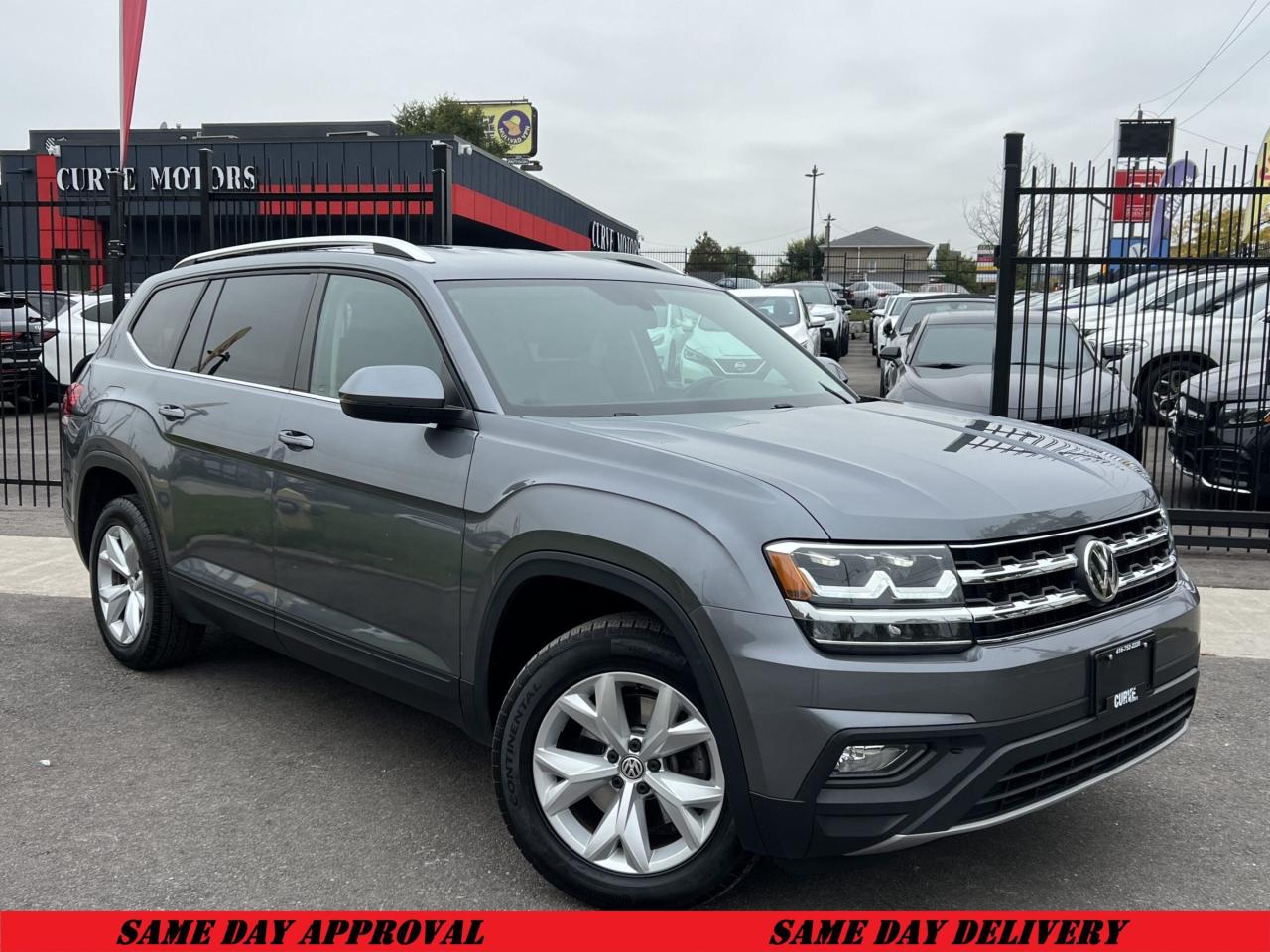 2018 Volkswagen Atlas 3.6 FSI 4MOTION * NO ACCIDENTS / CARPLAY / BLIND S Photo