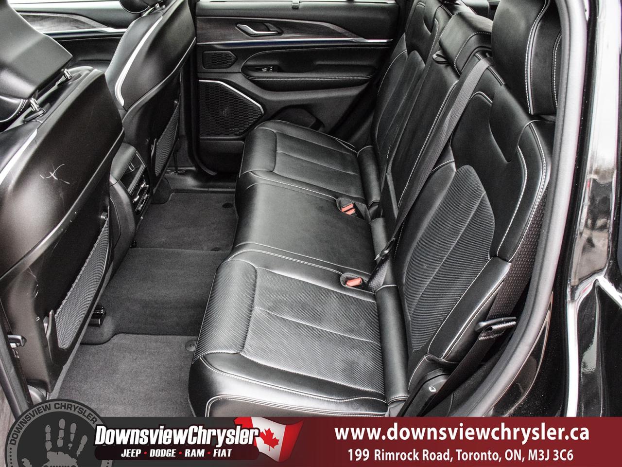 2025 Jeep Grand Cherokee Overland w/Massaging Seats, Wireless Charger Photo