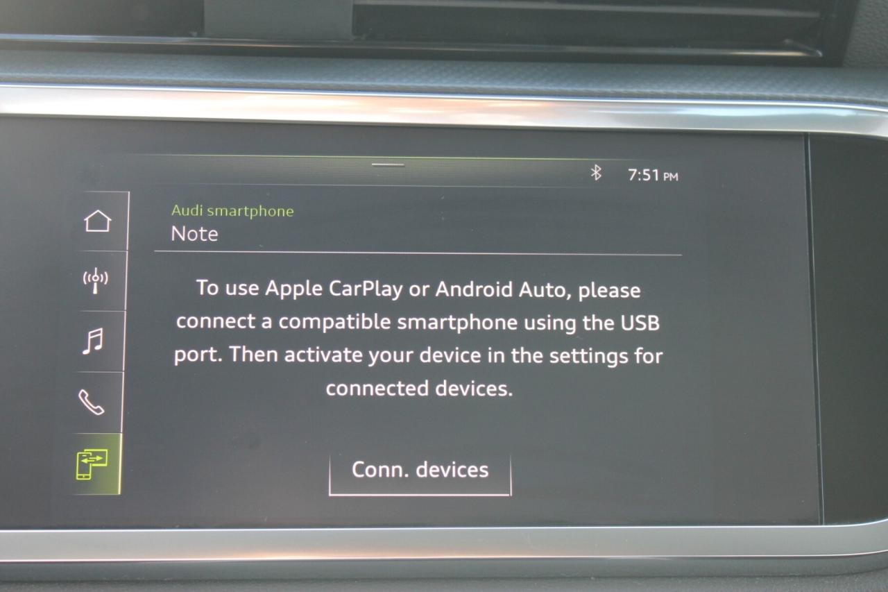 2020 Audi Q3 Progressiv S-line 1 OWNER * CARPLAY / NAVIGATION / Photo