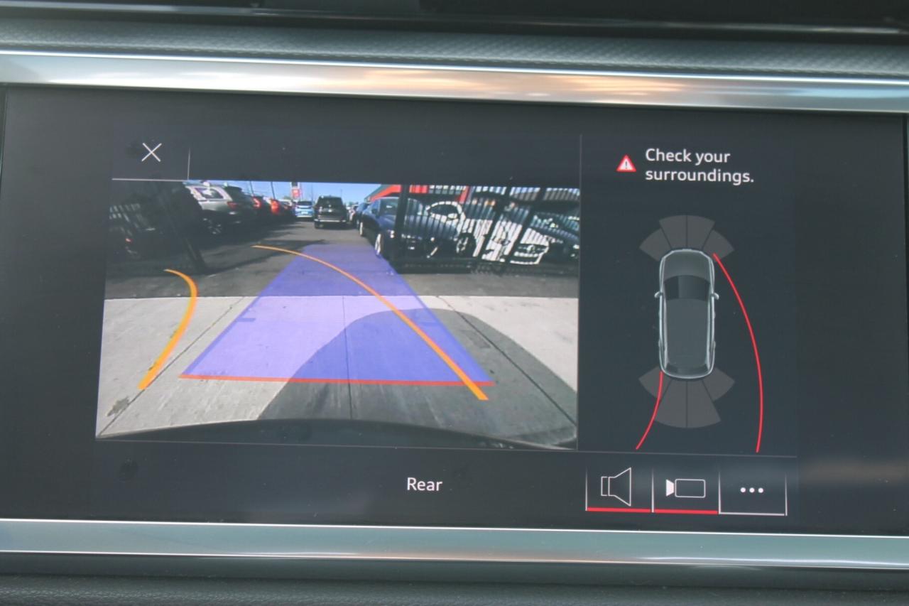 2020 Audi Q3 Progressiv S-line 1 OWNER * CARPLAY / NAVIGATION / Photo