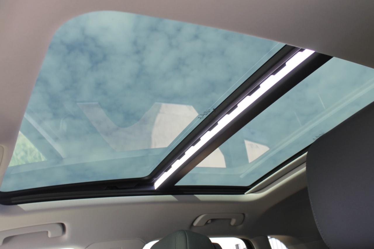 2020 Audi Q3 Progressiv S-line 1 OWNER * CARPLAY / NAVIGATION / Photo