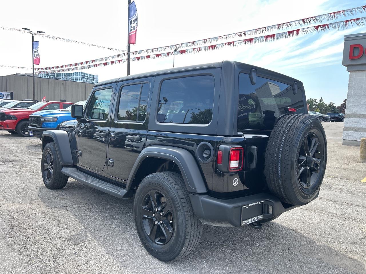 2021 Jeep Wrangler Altitude w/*Manual Trans*, Apple & Android Auto Photo