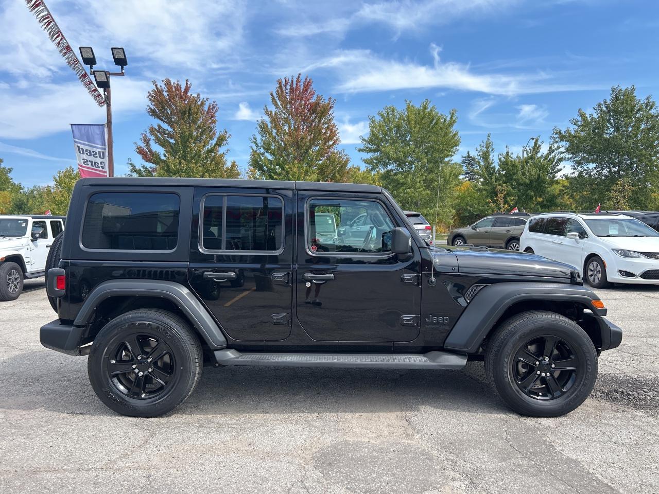2021 Jeep Wrangler Altitude w/*Manual Trans*, Apple & Android Auto Photo