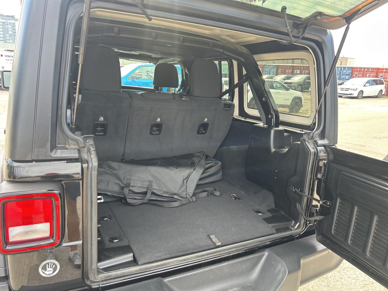 2021 Jeep Wrangler Altitude w/*Manual Trans*, Apple & Android Auto Photo