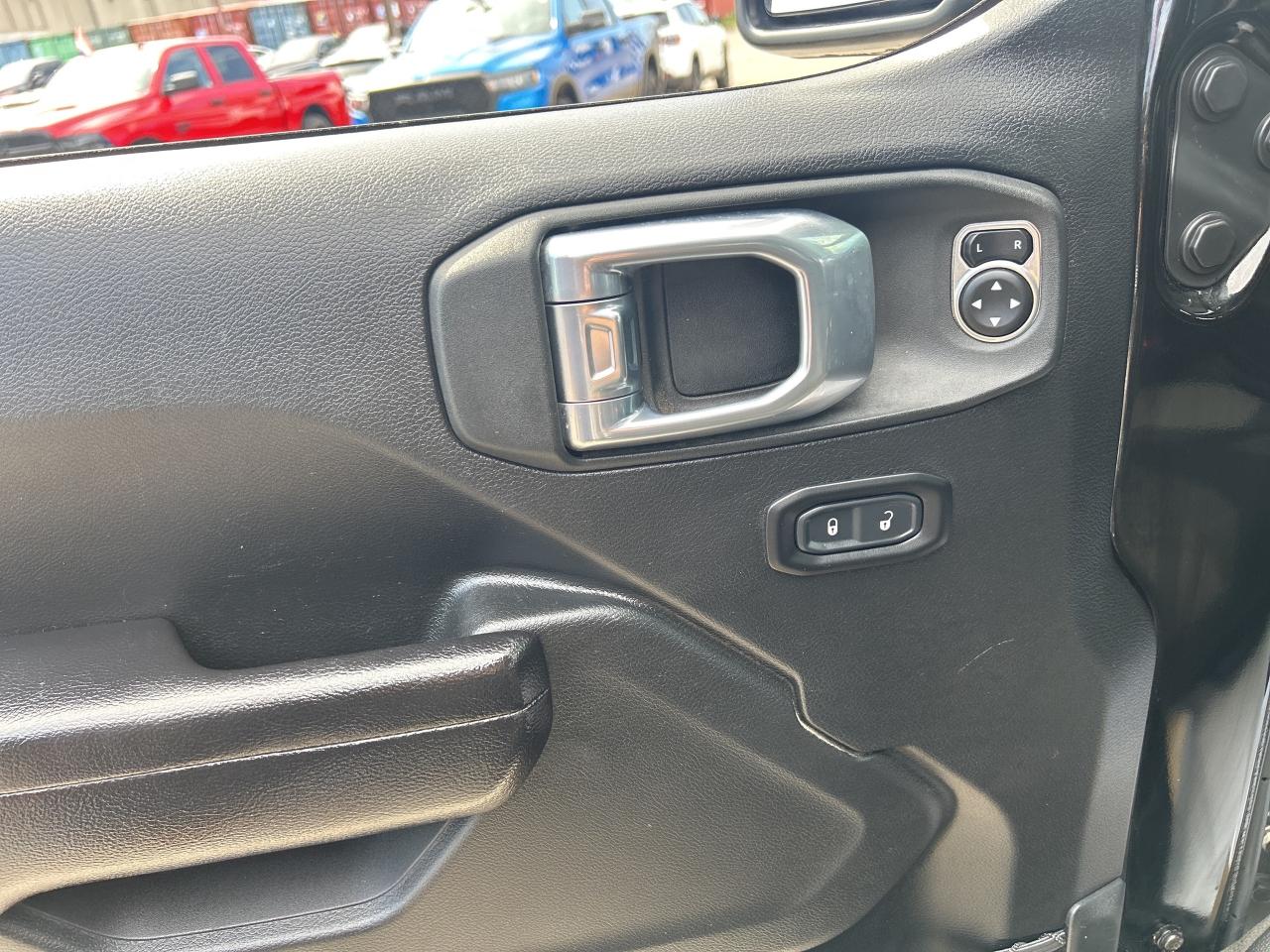 2021 Jeep Wrangler Altitude w/*Manual Trans*, Apple & Android Auto Photo