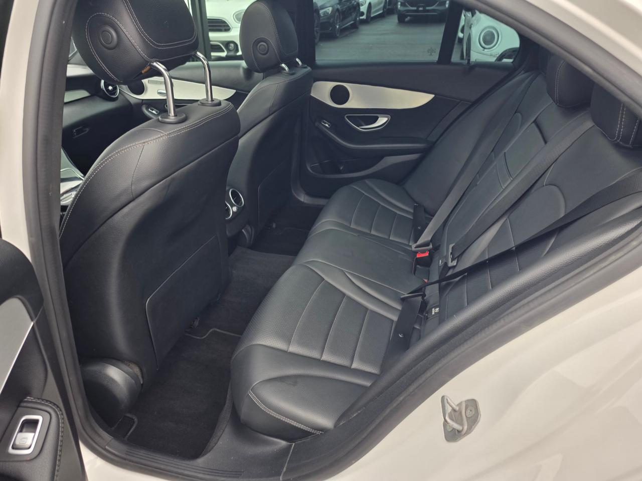 2017 Mercedes-Benz C-Class C 300 4MATIC AMG NIGHT PKG * NAVIGATION / CAMERA / Photo