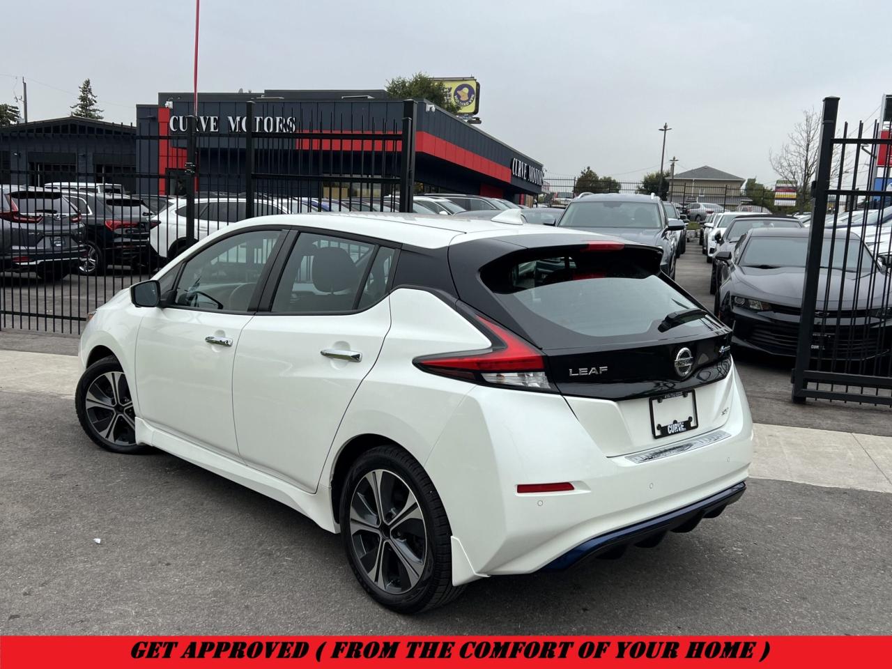 2021 Nissan Leaf SV Hatchback * NAVIGATION / CAMERA / CARPLAY / BLI Photo