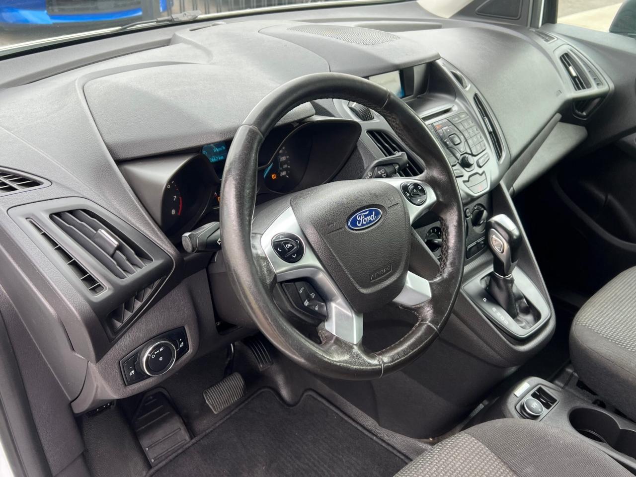 2018 Ford Transit Connect XL * NO ACCIDENTS / BACKUP CAMERA / SHELVES / CRUI Photo