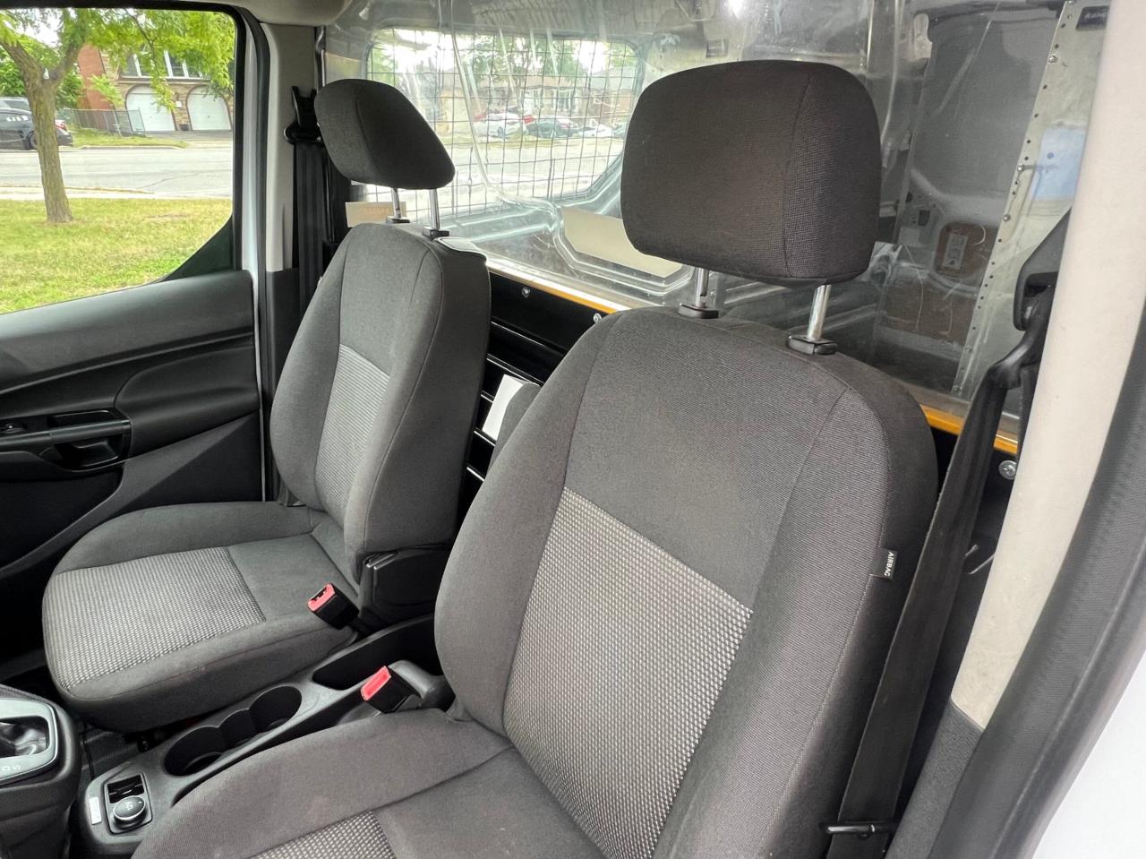 2018 Ford Transit Connect XL * NO ACCIDENTS / BACKUP CAMERA / SHELVES / CRUI Photo