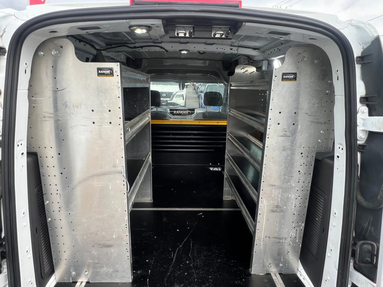 2018 Ford Transit Connect XL * NO ACCIDENTS / BACKUP CAMERA / SHELVES / CRUI Photo