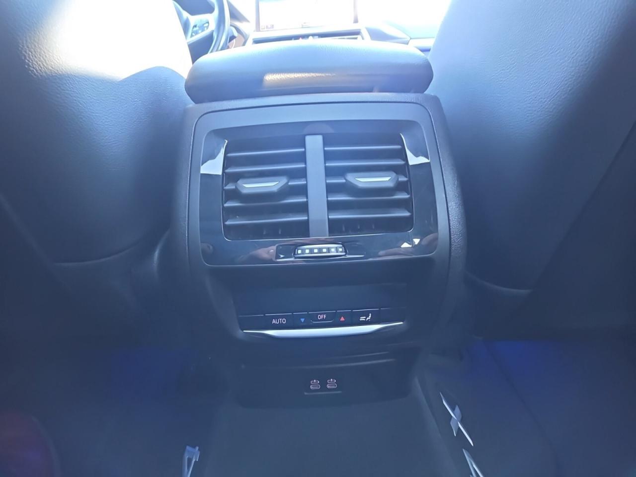 2024 BMW X4 XDrive30i M-Sport * HUD / PANORAMIC / DRIVER ASSIS Photo