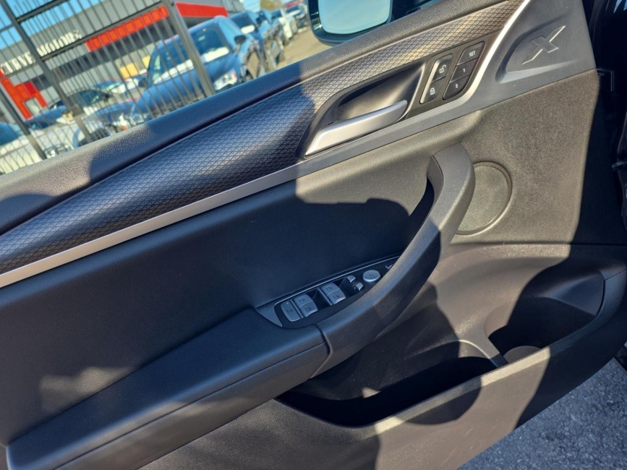 2024 BMW X4 XDrive30i M-Sport * HUD / PANORAMIC / DRIVER ASSIS Photo