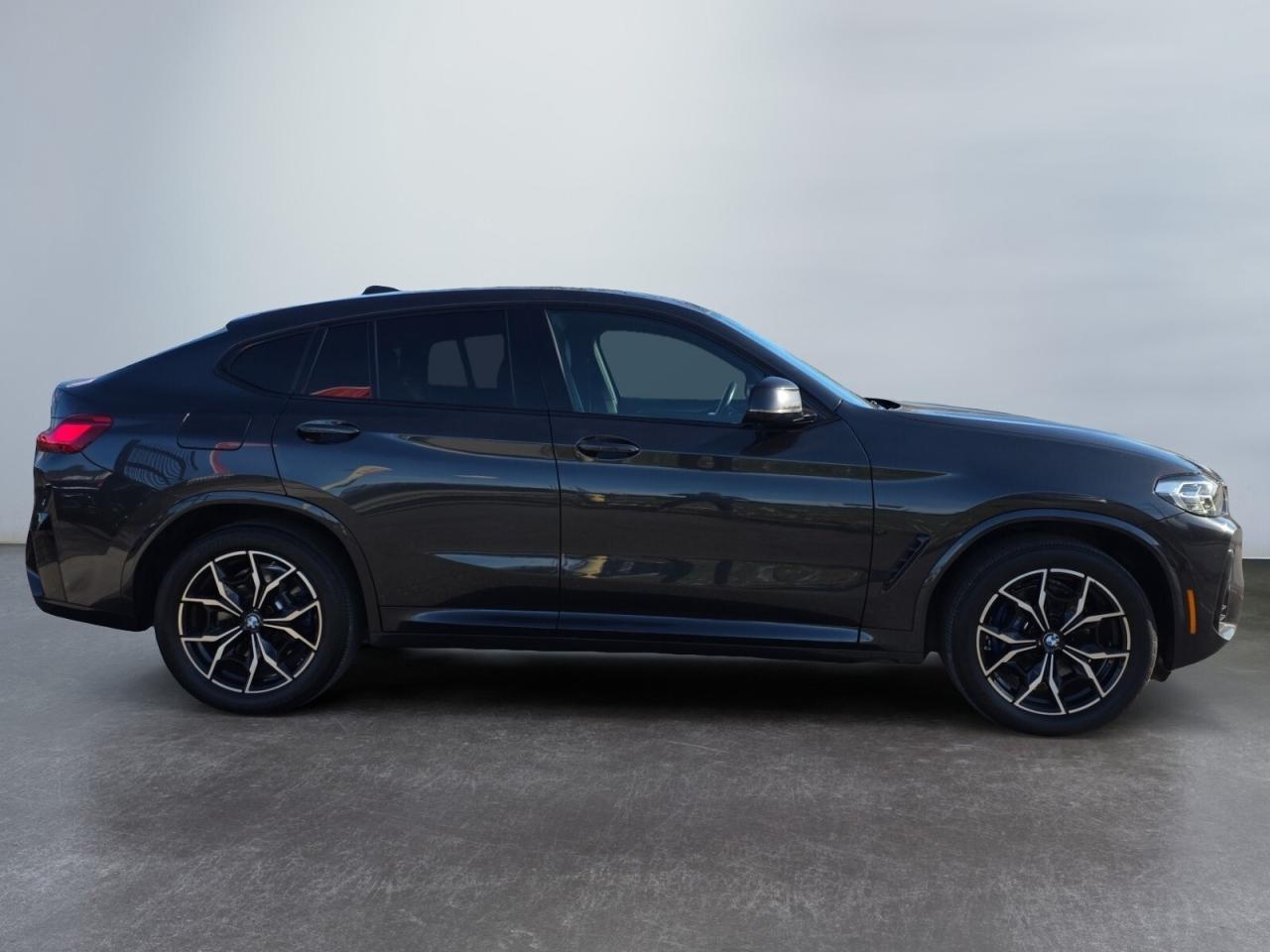 2024 BMW X4 XDrive30i M-Sport * HUD / PANORAMIC / DRIVER ASSIS Photo