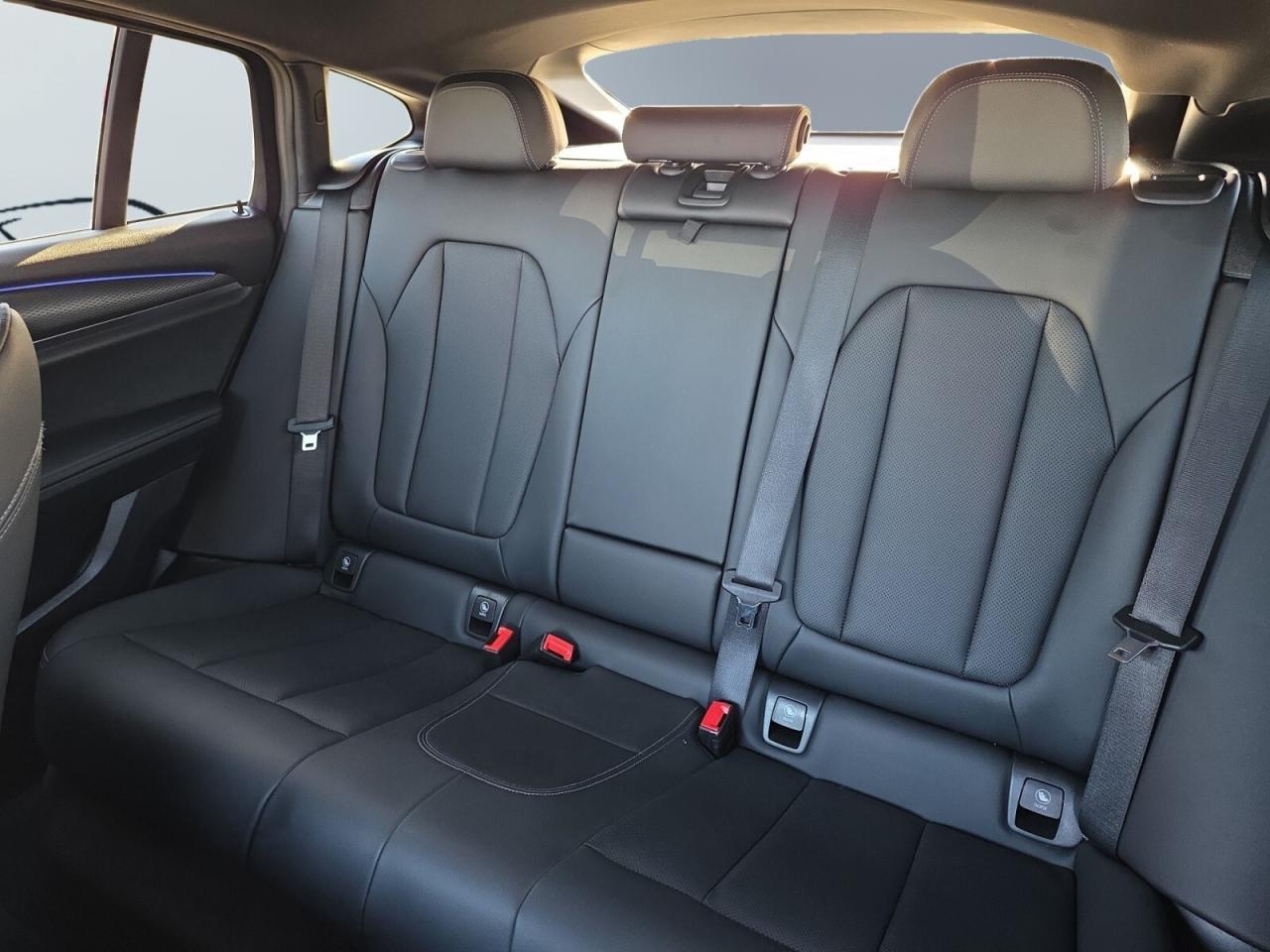 2024 BMW X4 XDrive30i M-Sport * HUD / PANORAMIC / DRIVER ASSIS Photo