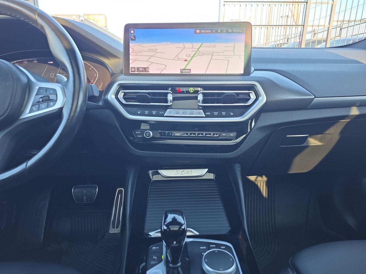 2024 BMW X4 XDrive30i M-Sport * HUD / PANORAMIC / DRIVER ASSIS Photo