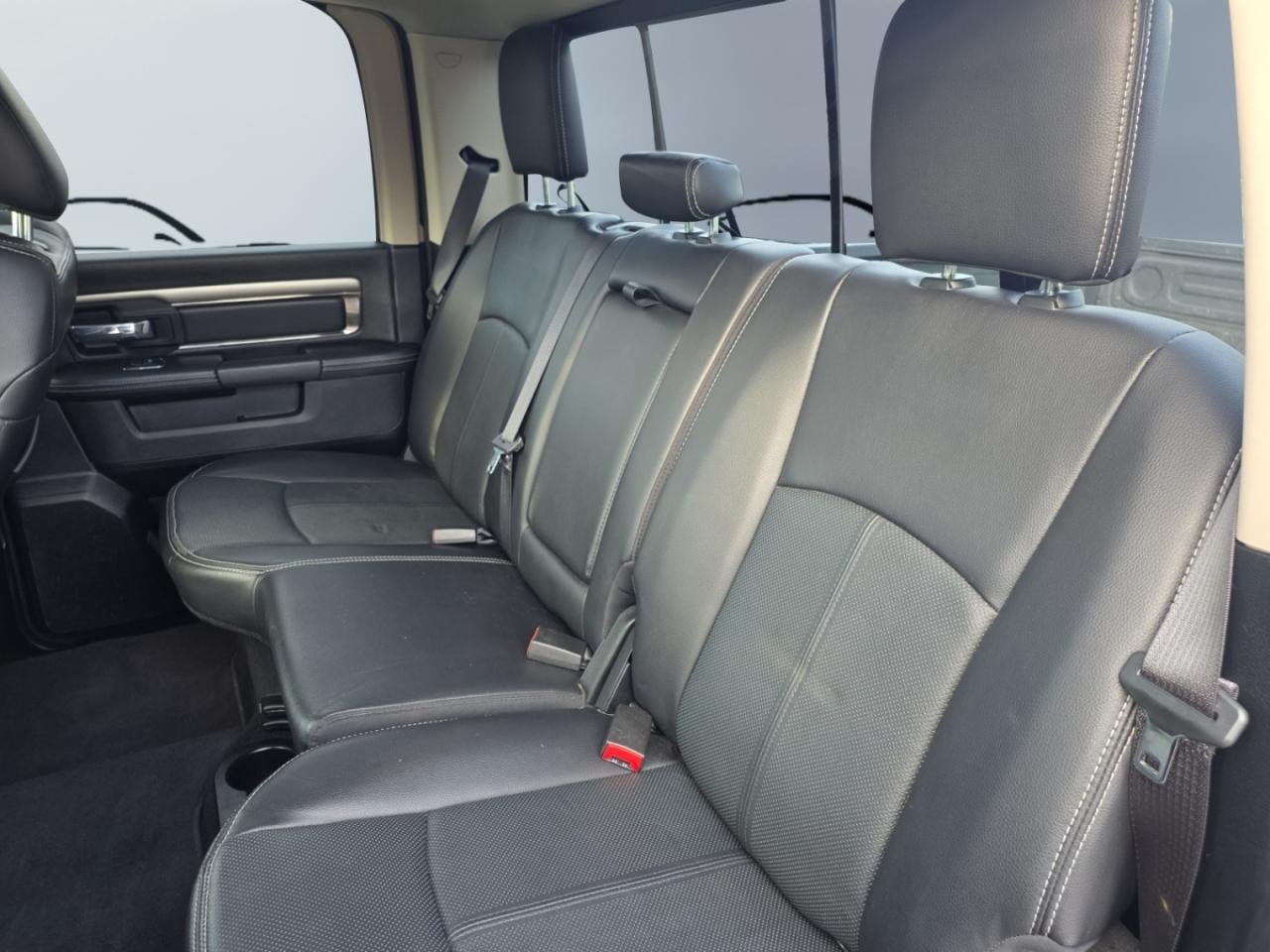 2018 RAM 1500 Sport 4x4 Crew Cab 6'4 Box *NO ACCIDENTS / CARPLAY Photo