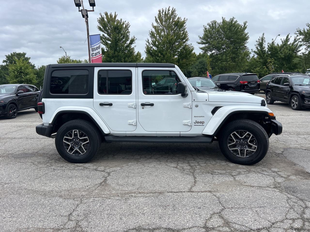 2024 Jeep Wrangler Sahara w/Technology Group, Side Steps Photo