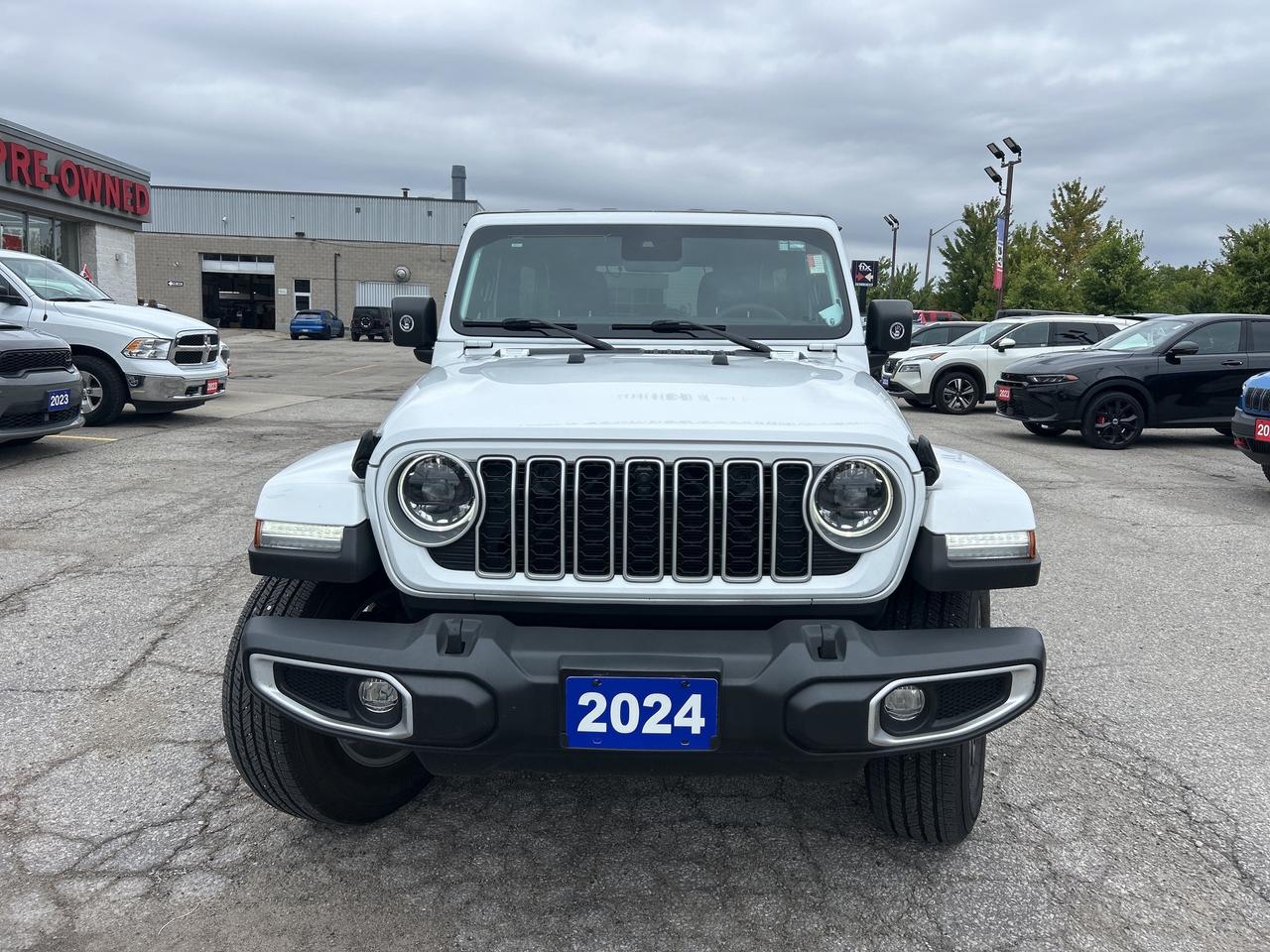 2024 Jeep Wrangler Sahara w/Technology Group, Side Steps Photo