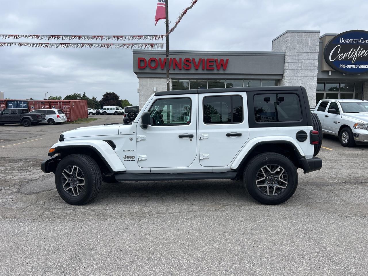 2024 Jeep Wrangler Sahara w/Technology Group, Side Steps Photo